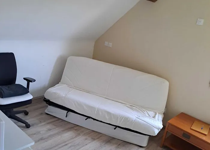 Πανσιόν Lajufe Cormeilles (Eure)